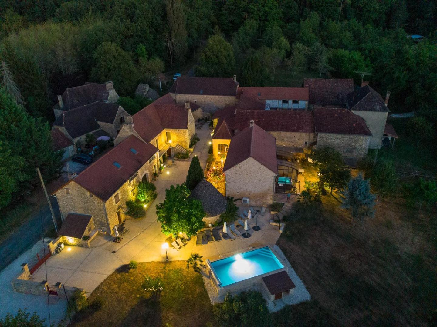 Aux Bories De Marquay, Chambres D'Hotes B&B Avec Piscine Et Spa Pres De Sarlat Exterior foto