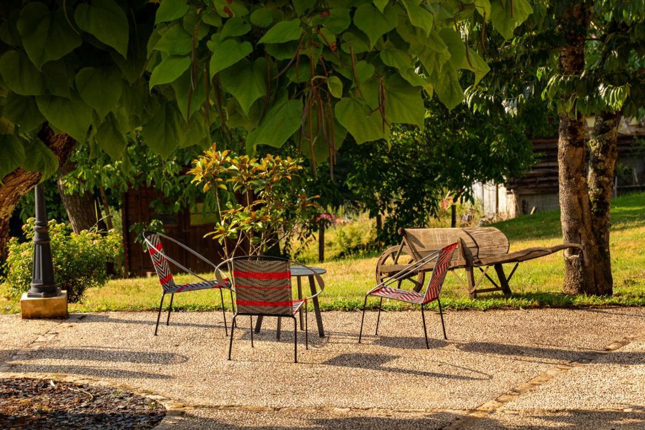 Aux Bories De Marquay, Chambres D'Hotes B&B Avec Piscine Et Spa Pres De Sarlat Exterior foto